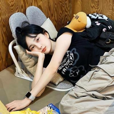 穿鞋子的贝壳马塞尔